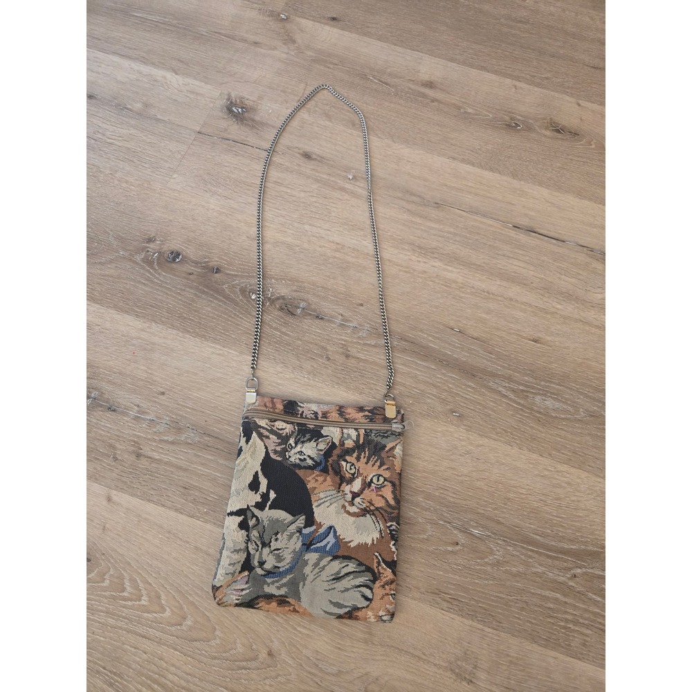 Handmade Tapestry Cat Purse with Metal Chain – Vintage Style Crossbody Bag